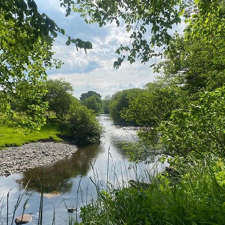 Bronfelin & Troed-Y-Rhiw Holiday Cottage Лланвртид-Уэлс Экстерьер фото